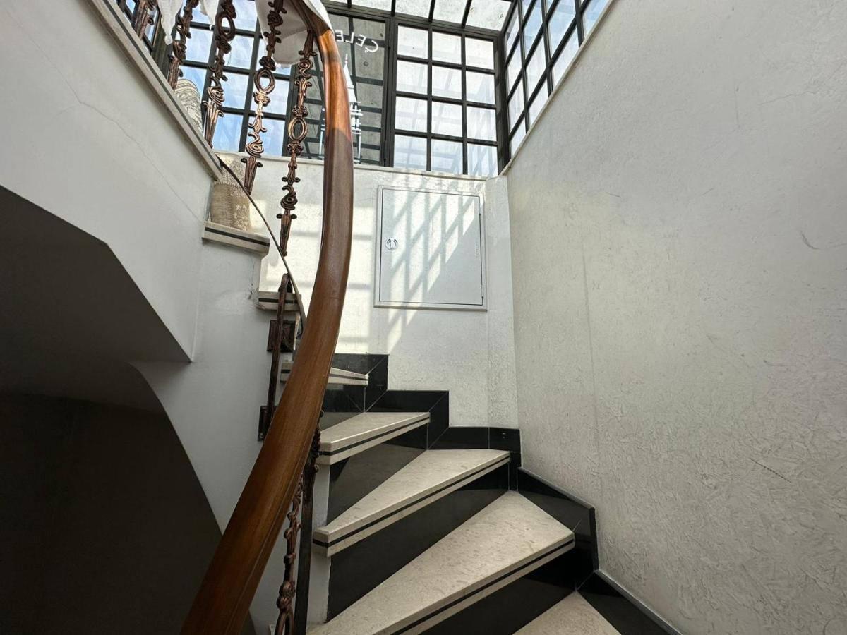 Taksim Celebi Suites Apart Otel